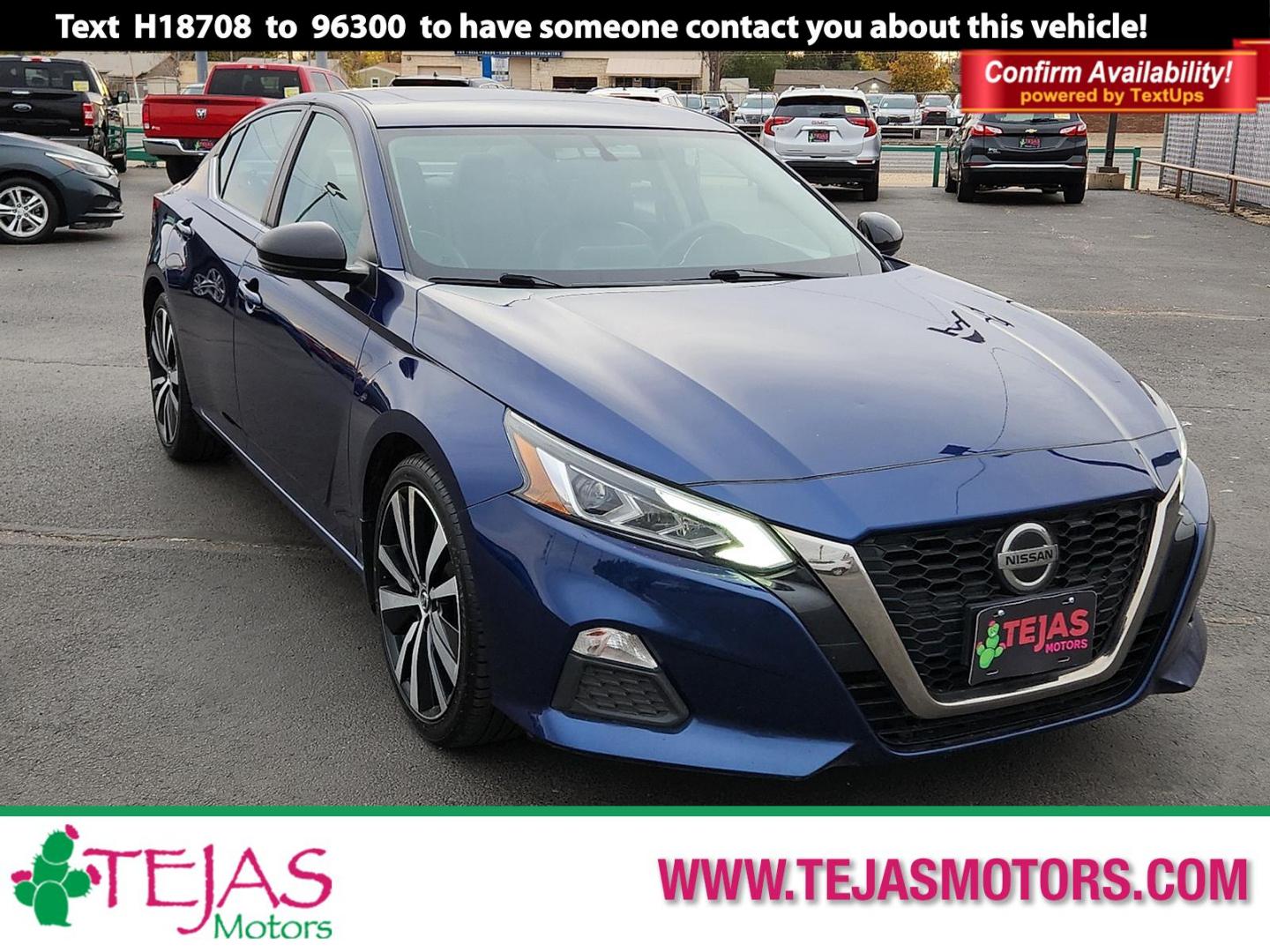 2019 BLUE Nissan Altima 2.5 SR (1N4BL4CV0KC) with an 2.5L I-4 gasoline direct injection, DOHC, CVTCS variable valve control, regular unleaded, engine with 182HP engine, located at 4110 Avenue Q, Lubbock, 79412, 33.556553, -101.855820 - Photo#0