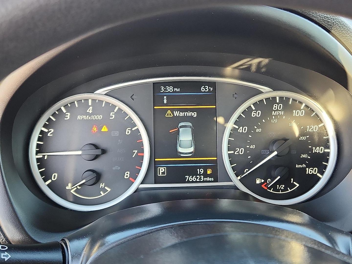 2019 GRAY Nissan Sentra S (3N1AB7AP4KY) with an 1.8L I-4 DOHC, variable valve control, regular unleaded, engine with 124HP engine, located at 4110 Avenue Q, Lubbock, 79412, 33.556553, -101.855820 - 11/20/2025 KEY IN ENVELOPE GOD - Photo#9