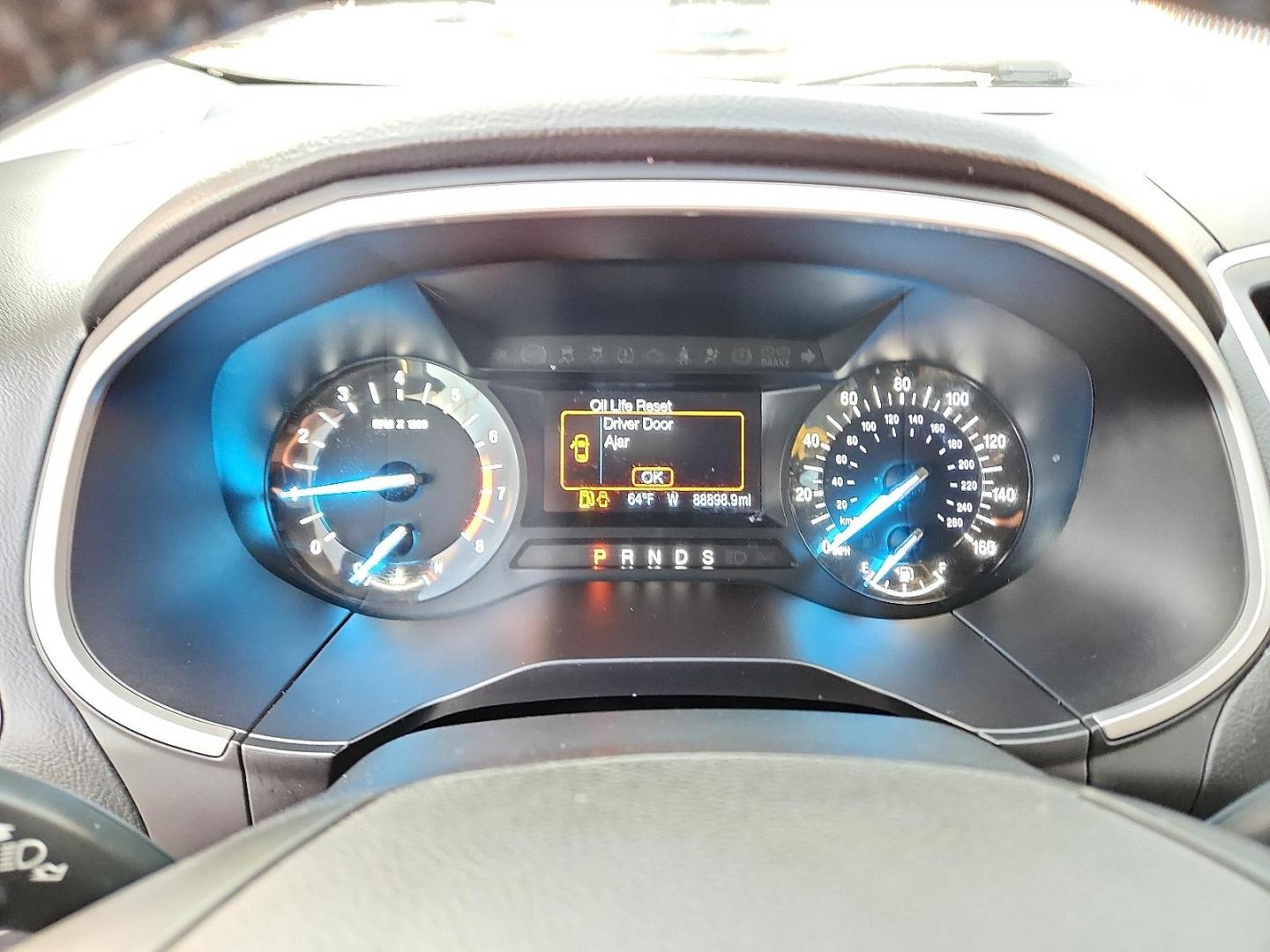 2017 Ford Edge SEL (2FMPK4J9XHB) with an EcoBoost 2L I-4 gasoline direct injection, DOHC, variable valve control, intercooled turbo, premium unleaded, engine with 245HP engine, located at 4110 Avenue Q, Lubbock, 79412, 33.556553, -101.855820 - 11/20/2025 KEY IN ENVELOPE GOD - Photo#9