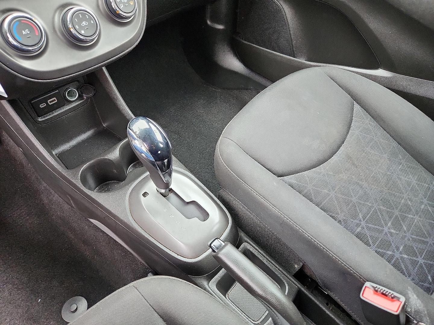 2020 WHITE Chevrolet Spark FWD 1LT Automatic (KL8CD6SA7LC) with an 1.4L I-4 DOHC, variable valve control, regular unleaded, engine with 98HP engine, located at 4110 Avenue Q, Lubbock, 79412, 33.556553, -101.855820 - 12/04/2025 key in envelope god - Photo#11