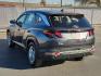 2022 GRAY Hyundai Tucson SE (5NMJA3AE4NH) with an Smartstream 2.5L I-4 port/direct injection, DOHC, CVVT variable valve control, regular unleaded, engine with 187HP engine, located at 4110 Avenue Q, Lubbock, 79412, 33.556553, -101.855820 - Photo#2