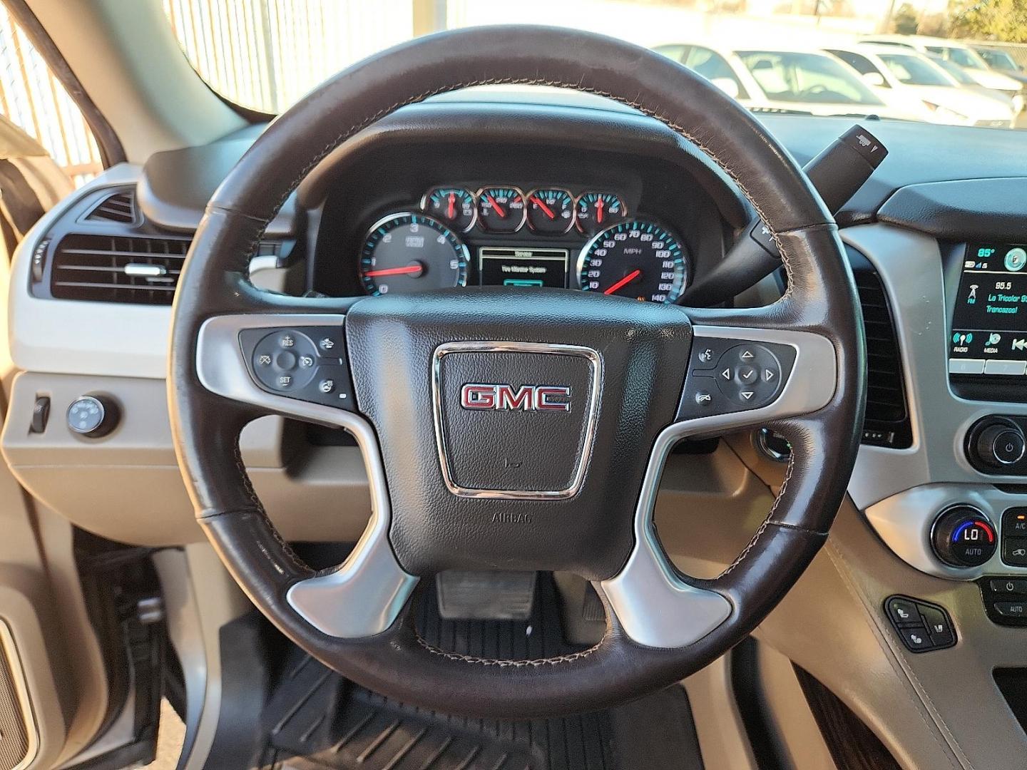 2020 GRAY GMC Yukon XL 2WD SLT (1GKS1GKC3LR) with an EcoTec3 5.3L V-8 gasoline direct injection, variable valve control, regular unleaded, engine with cylinder deactivation and 355HP engine, located at 4110 Avenue Q, Lubbock, 79412, 33.556553, -101.855820 - Photo#10