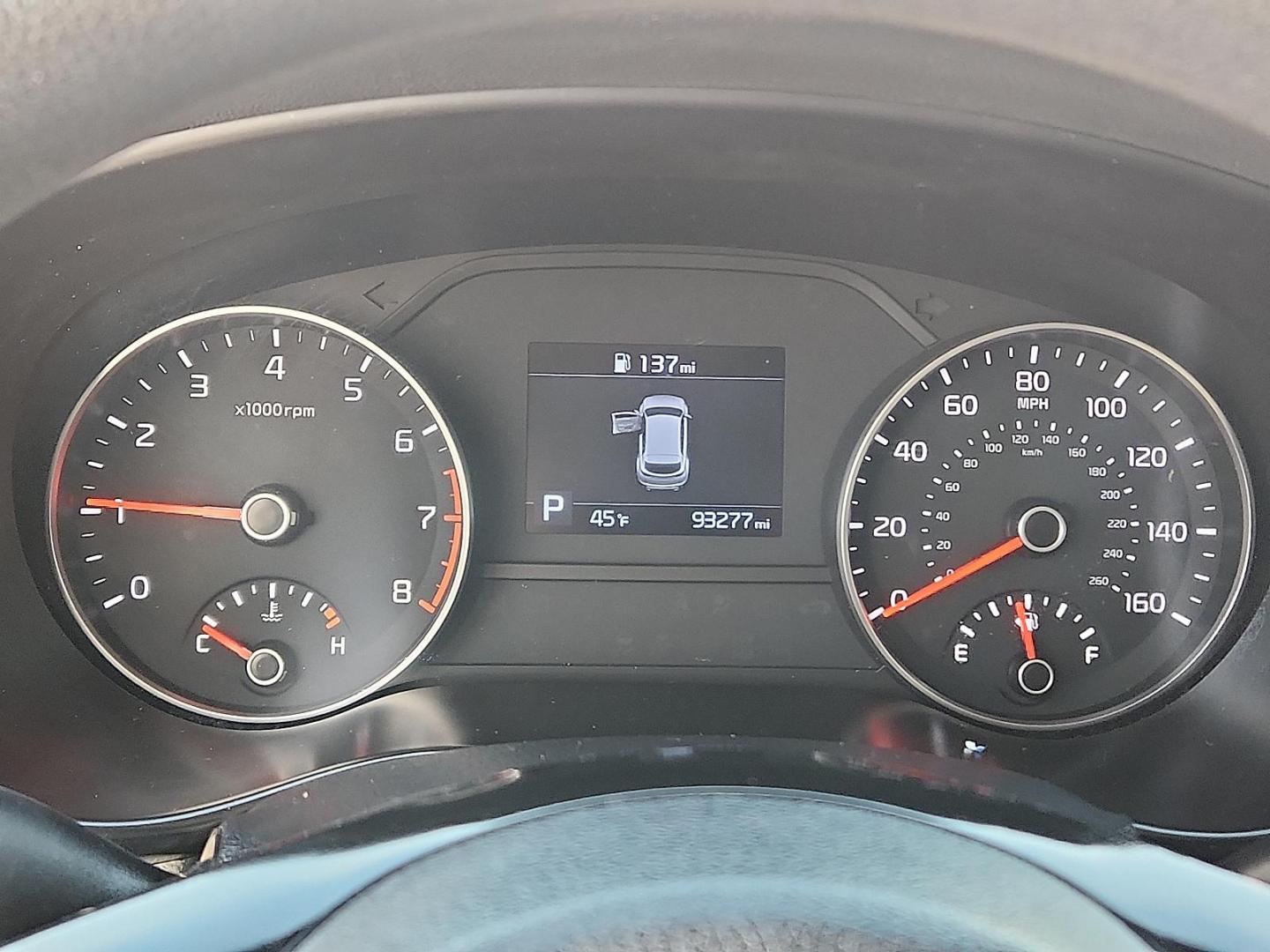 2020 WHITE Kia Sportage LX (KNDPM3AC5L7) with an Theta II 2.4L I-4 gasoline direct injection, DOHC, D-CVVT variable valve control, regular unleaded, engine with 181HP engine, located at 4110 Avenue Q, Lubbock, 79412, 33.556553, -101.855820 - 12/26/2025 KEY IN ENVELOPE GOD - Photo#9