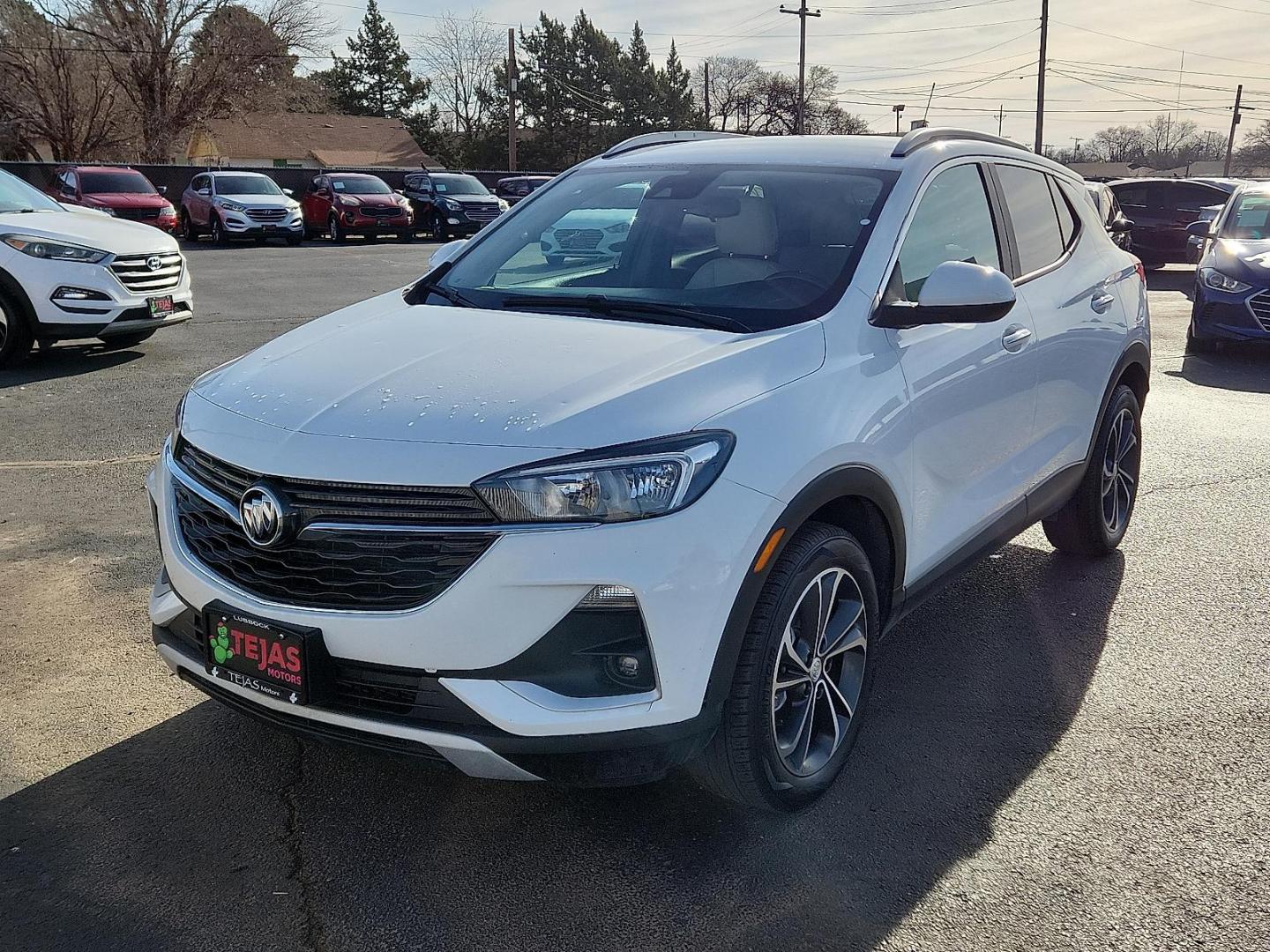 2020 WHITE Buick Encore GX FWD Select (KL4MMDSL0LB) with an ECOTEC 1.3L I-3 gasoline direct injection, DOHC, variable valve control, intercooled turbo, regular unleaded, engine with 155HP engine, located at 4110 Avenue Q, Lubbock, 79412, 33.556553, -101.855820 - 12/26/2025 KEY IN ENVELOPE GOD - Photo#3
