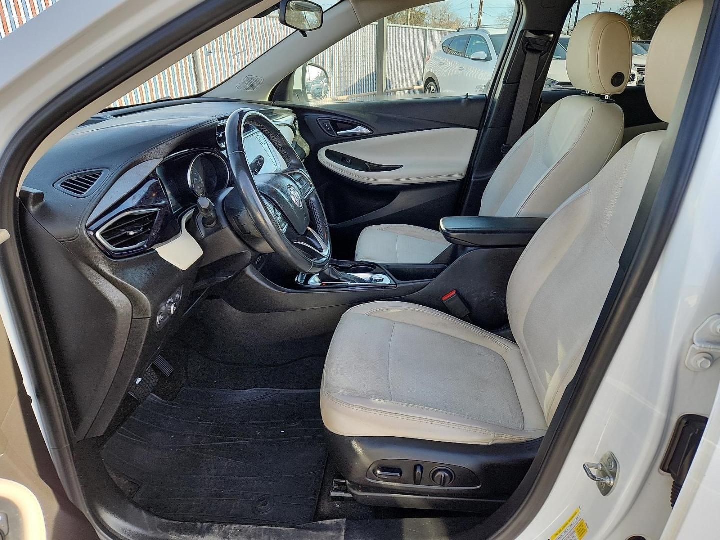 2020 WHITE Buick Encore GX FWD Select (KL4MMDSL0LB) with an ECOTEC 1.3L I-3 gasoline direct injection, DOHC, variable valve control, intercooled turbo, regular unleaded, engine with 155HP engine, located at 4110 Avenue Q, Lubbock, 79412, 33.556553, -101.855820 - 12/26/2025 KEY IN ENVELOPE GOD - Photo#6