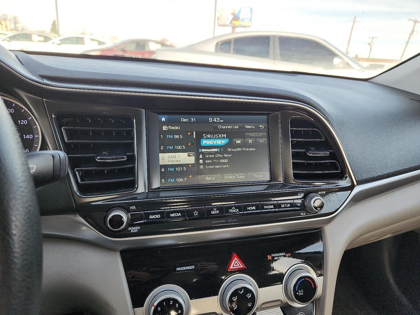 2019 BLUE Hyundai Elantra SEL (5NPD84LF3KH) with an Nu 2L I-4 DOHC, D-CVVT variable valve control, regular unleaded, engine with 147HP engine, located at 4110 Avenue Q, Lubbock, 79412, 33.556553, -101.855820 - 12/31/2025 KEY IN ENVELOPE GOD - Photo#8