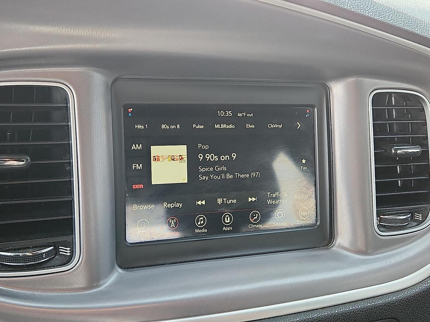 2022 SILVER Dodge Charger SXT RWD (2C3CDXBG8NH) with an Pentastar 3.6L V-6 DOHC, variable valve control, regular unleaded, engine with 292HP engine, located at 4110 Avenue Q, Lubbock, 79412, 33.556553, -101.855820 - 12/21/2025 KEY IN ENVELOPE GOD - Photo#8