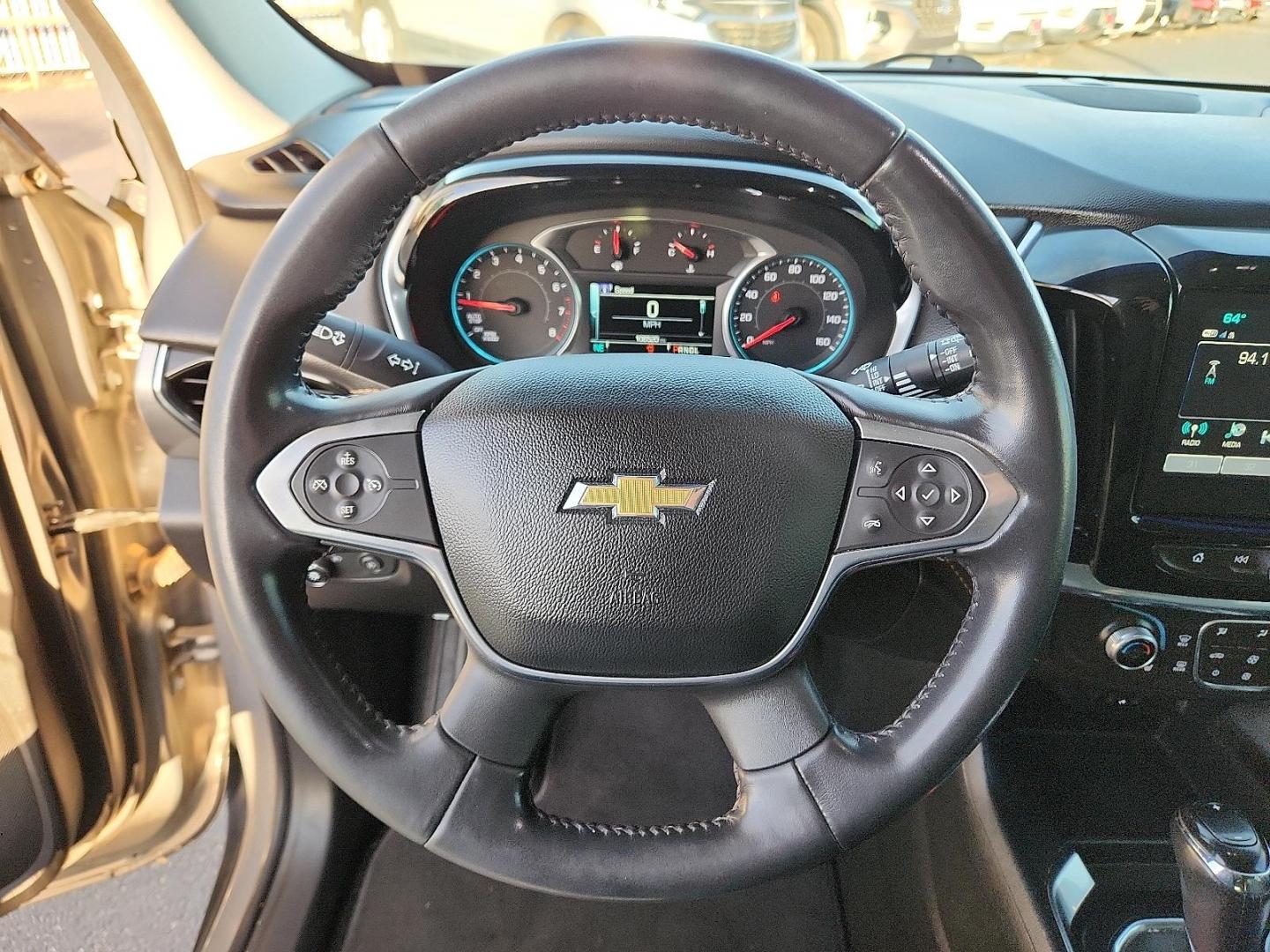 2018 BROWN Chevrolet Traverse 1LT (1GNERGKW3JJ) with an 3.6L V-6 gasoline direct injection, DOHC, VVT variable valve control, regular unleaded, engine with 310HP engine, located at 4110 Avenue Q, Lubbock, 79412, 33.556553, -101.855820 - Photo#10