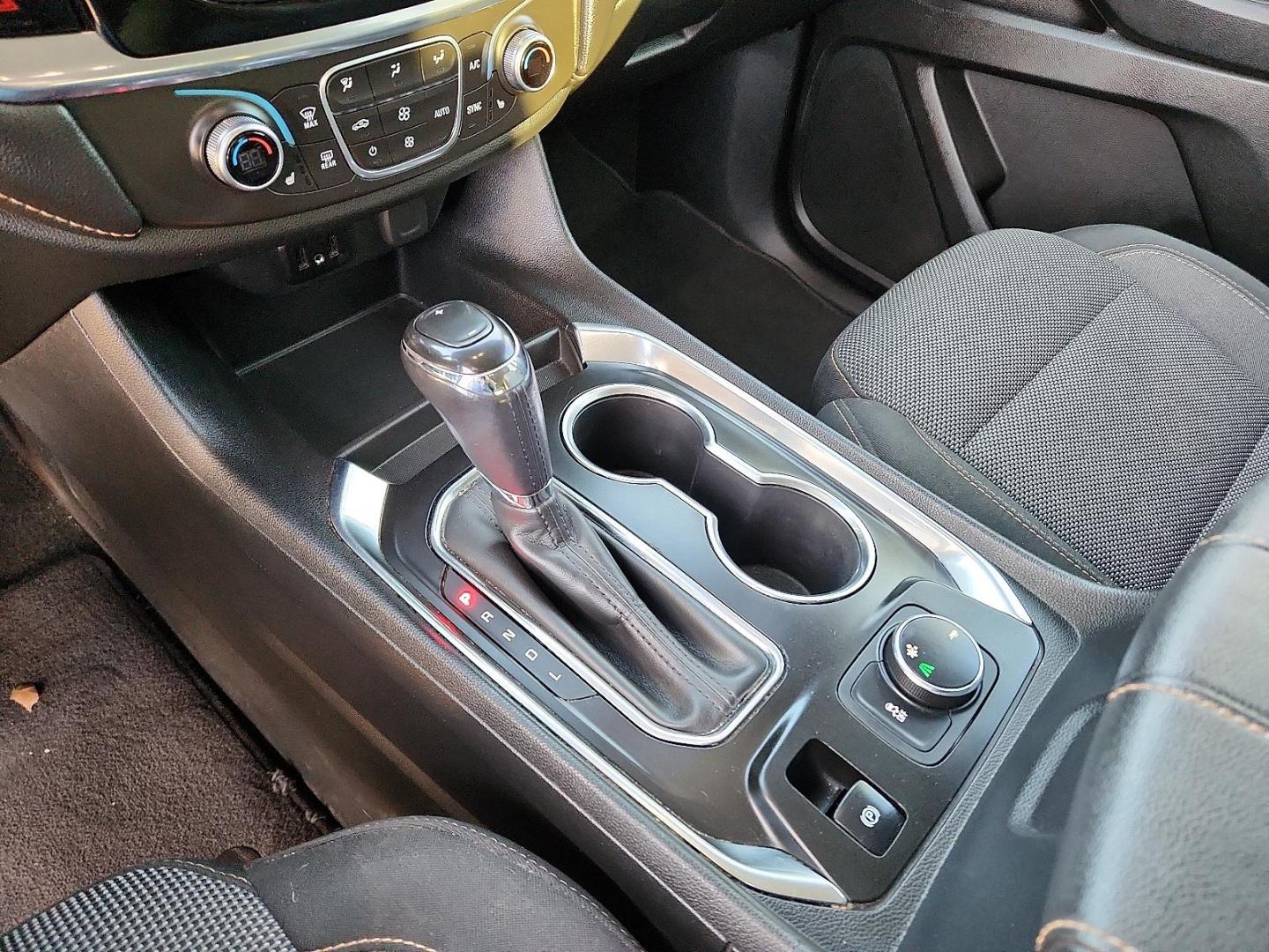 2018 BROWN Chevrolet Traverse 1LT (1GNERGKW3JJ) with an 3.6L V-6 gasoline direct injection, DOHC, VVT variable valve control, regular unleaded, engine with 310HP engine, located at 4110 Avenue Q, Lubbock, 79412, 33.556553, -101.855820 - Photo#11