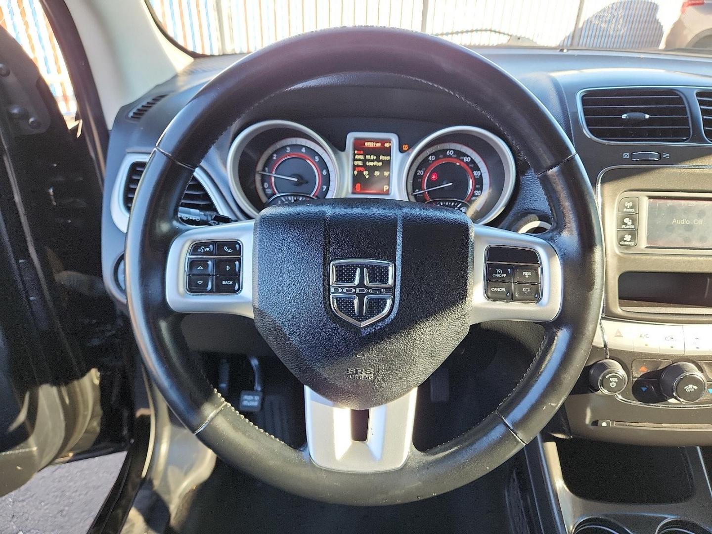 2020 BLACK Dodge Journey SE Value (3C4PDCAB1LT) with an Tigershark MultiAir 2.4L I-4 DOHC, VVT variable valve control, regular unleaded, engine with 173HP engine, located at 4110 Avenue Q, Lubbock, 79412, 33.556553, -101.855820 - Photo#10