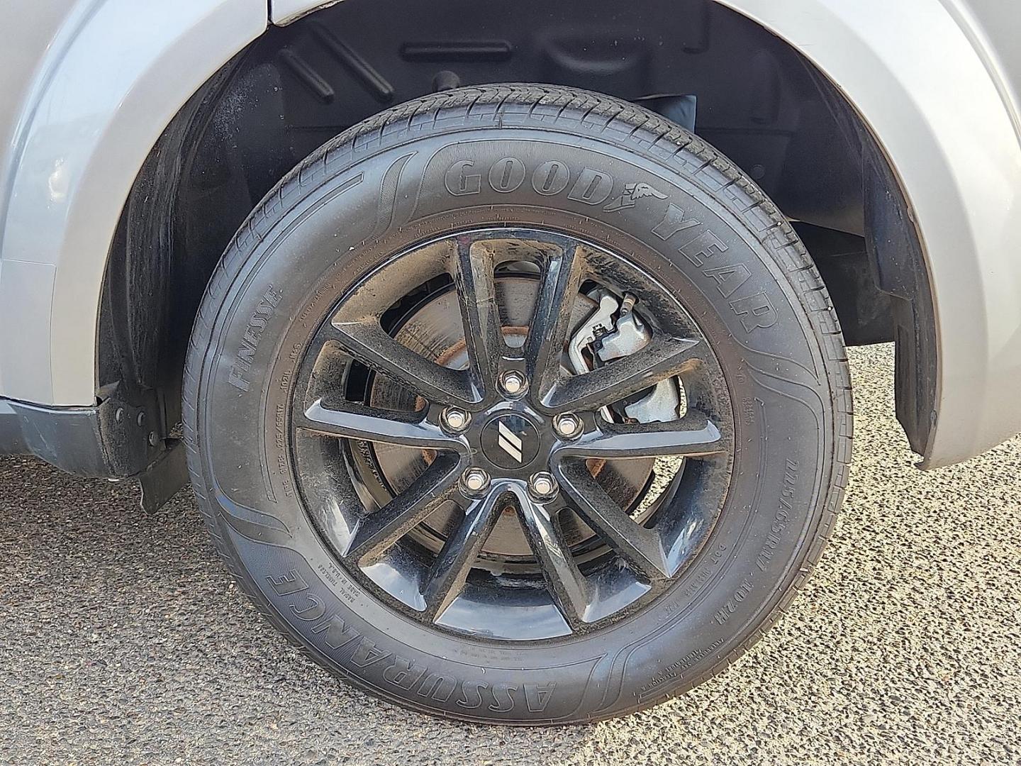 2020 SILVER /Black Dodge Journey SE Value (3C4PDCAB9LT) with an Tigershark MultiAir 2.4L I-4 DOHC, VVT variable valve control, regular unleaded, engine with 173HP engine, located at 4110 Avenue Q, Lubbock, 79412, 33.556553, -101.855820 - 01/17/2026 KEY IN ENVELOPE GOD - Photo#5