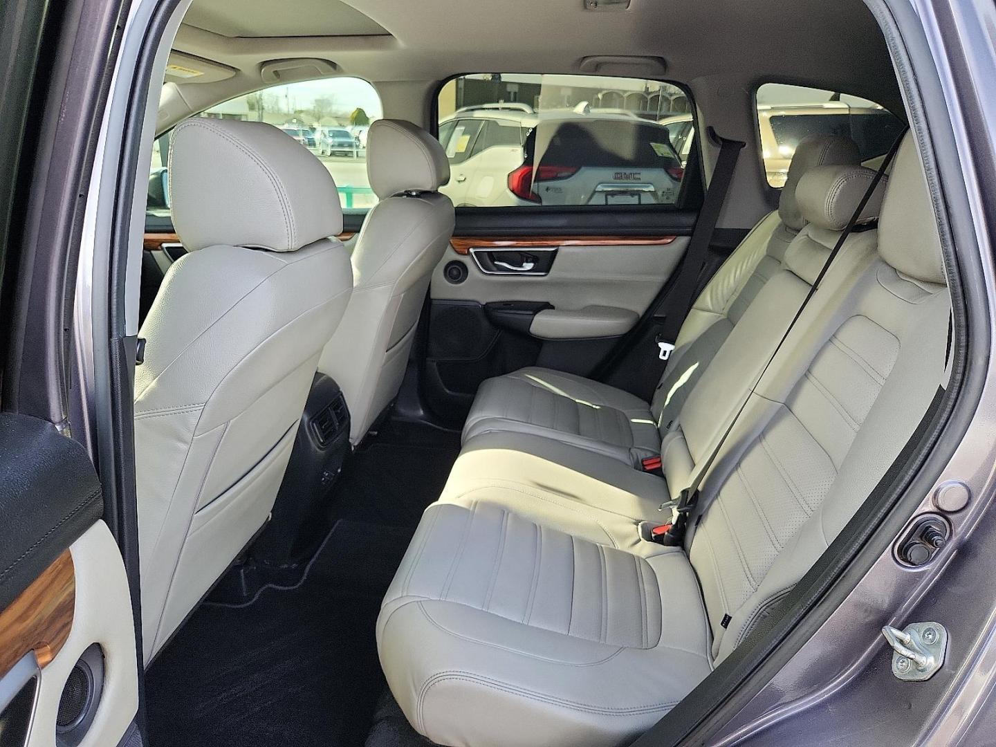 2020 GRAY /Tan Honda CR-V Hybrid EX (7FART6H57LE) with an 2L I-4 DOHC, i-VTEC variable valve control, regular unleaded, engine with 143HP engine, located at 4110 Avenue Q, Lubbock, 79412, 33.556553, -101.855820 - 01/16/2025 KEY IN ENVELOPE GOD - Photo#7