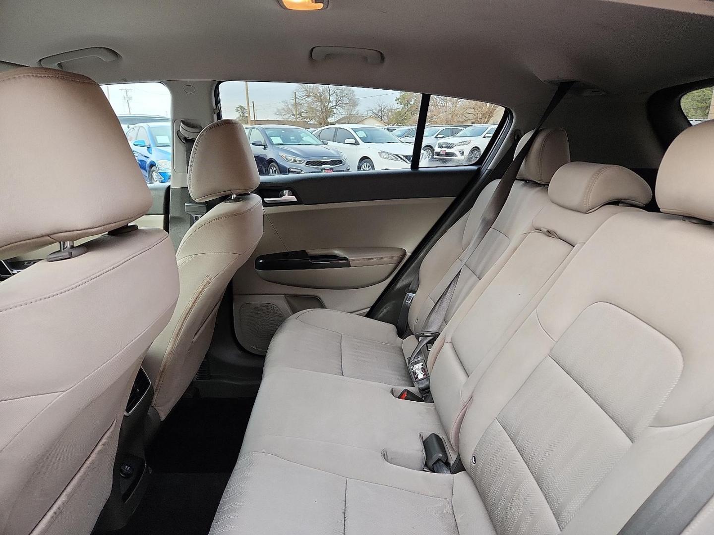 2017 SILVER Kia Sportage LX (KNDPM3AC3H7) with an Theta II 2.4L I-4 gasoline direct injection, DOHC, D-CVVT variable valve control, regular unleaded, engine with 181HP engine, located at 4110 Avenue Q, Lubbock, 79412, 33.556553, -101.855820 - 01/17/2026 KEY IN ENVELOPE GOD - Photo#4