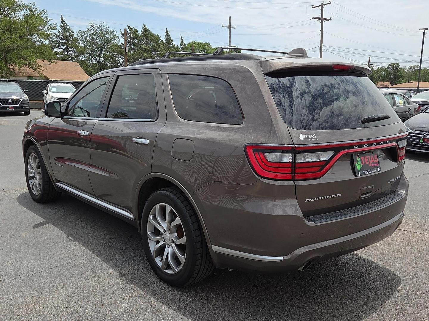 2017 Bomber Brown Pearlcoat - PTW /Black - X9 Dodge Durango Citadel Anodized Platinum RWD (1C4SDHET6HC) with an HEMI 5.7L V-8 variable valve control, regular unleaded, engine with cylinder deactivation and 360HP engine, located at 4110 Avenue Q, Lubbock, 79412, 33.556553, -101.855820- Photo#3