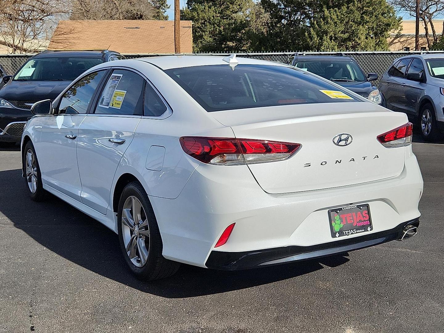 2019 WHITE /Black - CT Hyundai Sonata SEL (5NPE34AF3KH) with an 2.4L I-4 gasoline direct injection, DOHC, D-CVVT variable valve control, regular unleaded, engine with 185HP engine, located at 4110 Avenue Q, Lubbock, 79412, 33.556553, -101.855820 - 01/23/2026 KEY IN ENVELOPE GOD - Photo#3