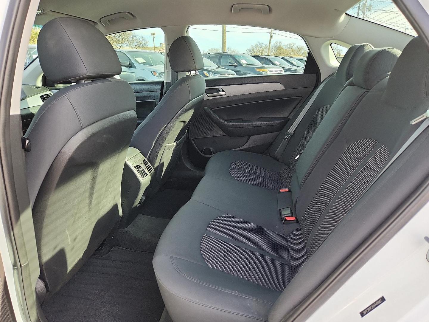 2019 WHITE /Black - CT Hyundai Sonata SEL (5NPE34AF3KH) with an 2.4L I-4 gasoline direct injection, DOHC, D-CVVT variable valve control, regular unleaded, engine with 185HP engine, located at 4110 Avenue Q, Lubbock, 79412, 33.556553, -101.855820 - 01/23/2026 KEY IN ENVELOPE GOD - Photo#6