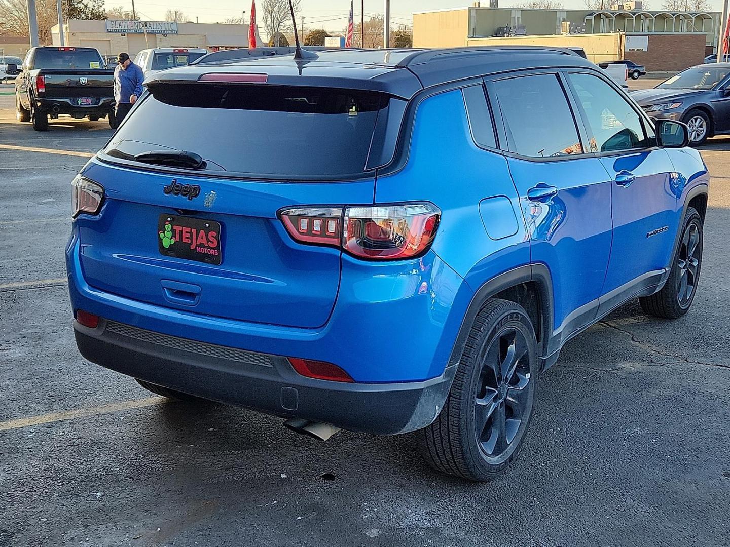 2019 BLUE Jeep Compass Altitude FWD (3C4NJCBB3KT) with an 2.4L I-4 variable valve control, regular unleaded, engine with 180HP engine, located at 4110 Avenue Q, Lubbock, 79412, 33.556553, -101.855820 - Photo#1