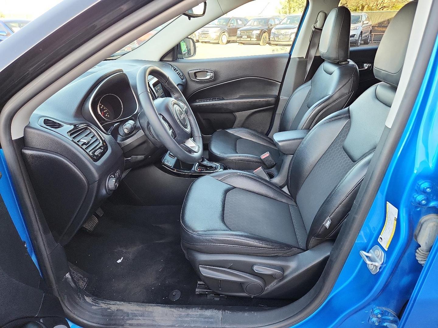 2019 BLUE Jeep Compass Altitude FWD (3C4NJCBB3KT) with an 2.4L I-4 variable valve control, regular unleaded, engine with 180HP engine, located at 4110 Avenue Q, Lubbock, 79412, 33.556553, -101.855820 - Photo#6