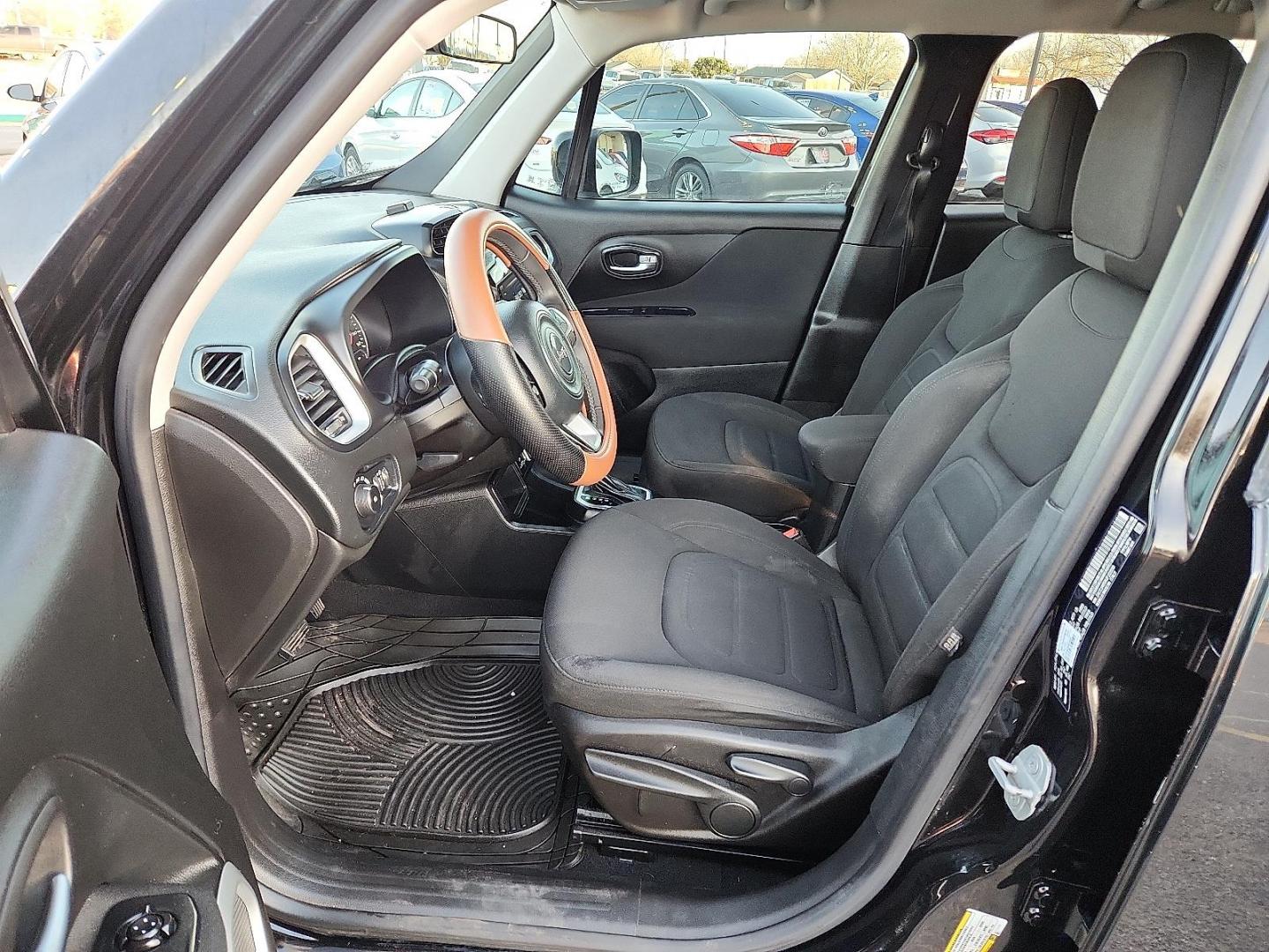 2018 Black Jeep Renegade Latitude FWD (ZACCJABB4JP) with an Tigershark MultiAir 2.4L I-4 variable valve control, regular unleaded, engine with 180HP engine, located at 4110 Avenue Q, Lubbock, 79412, 33.556553, -101.855820 - Photo#6