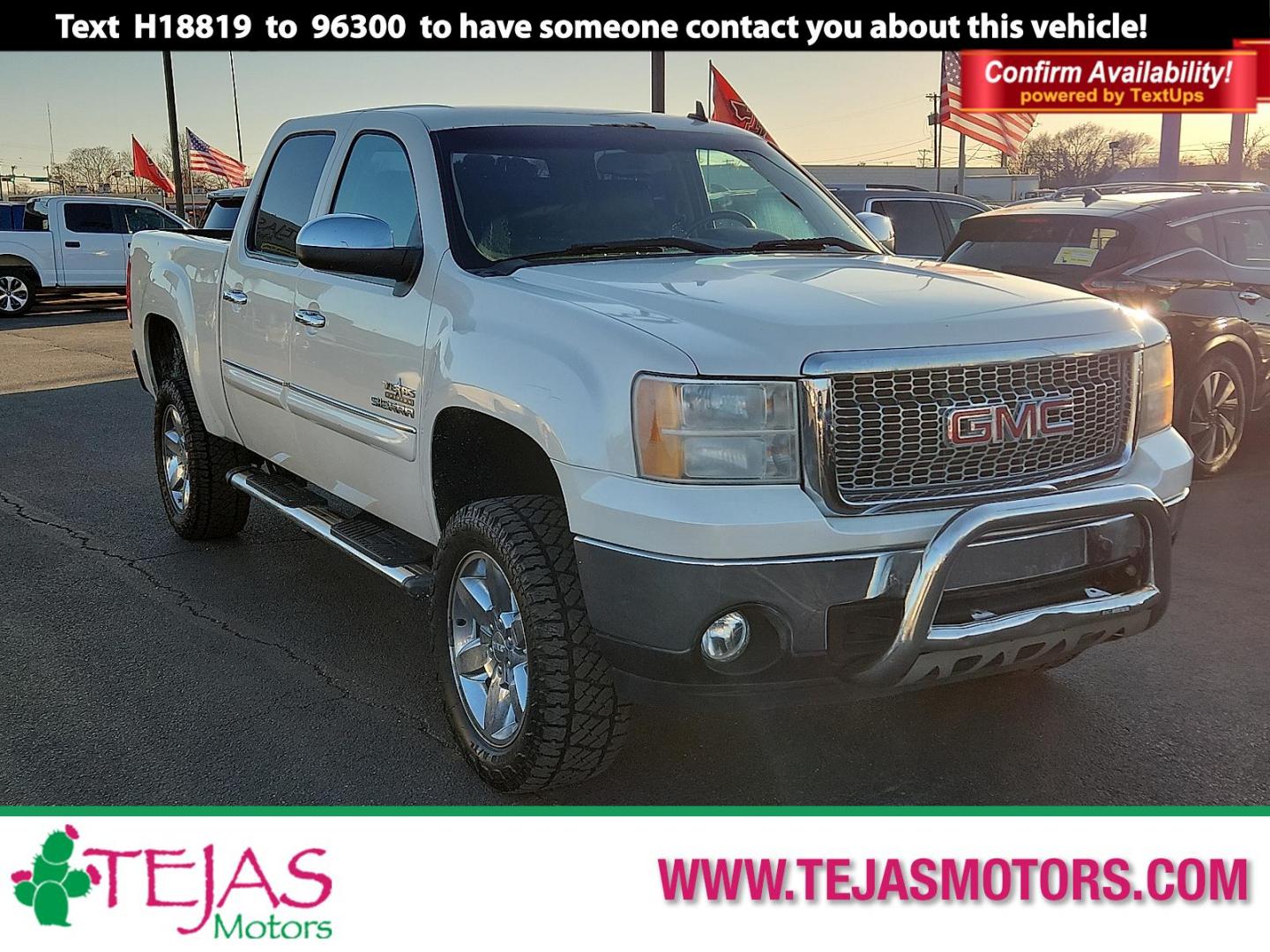 2013 WHITE GMC Sierra 1500 SLE (3GTP1VE09DG) with an Vortec 5.3L VVT V8 SFI Flex Fuel Engine engine, located at 4110 Avenue Q, Lubbock, 79412, 33.556553, -101.855820 - Photo#0
