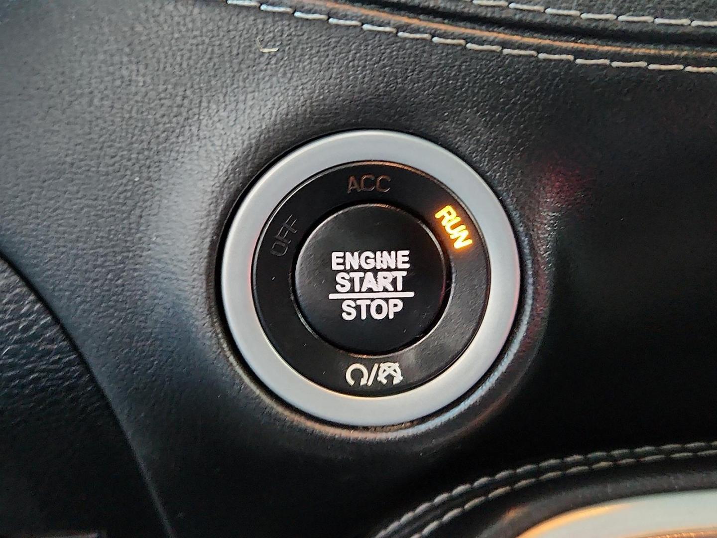 2021 BLACK Dodge Challenger SXT (2C3CDZAG3MH) with an Pentastar 3.6L V-6 DOHC, variable valve control, regular unleaded, engine with 303HP engine, located at 4110 Avenue Q, Lubbock, 79412, 33.556553, -101.855820 - Photo#8