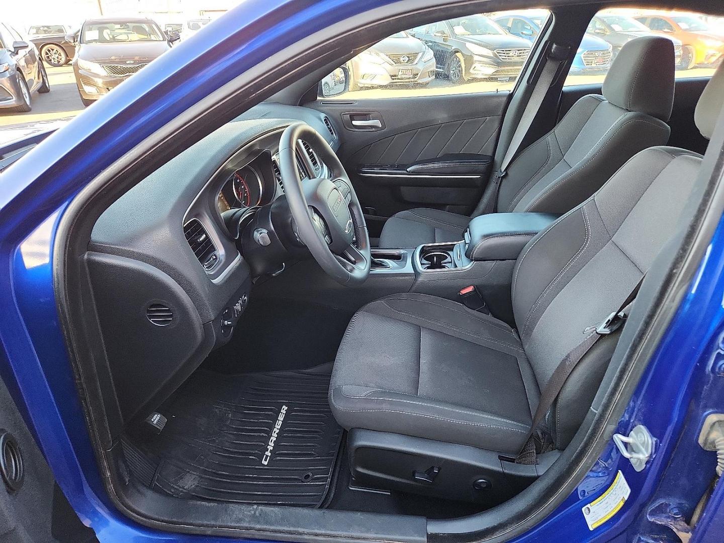 2019 BLUE Dodge Charger SXT RWD (2C3CDXBG2KH) with an Pentastar 3.6L V-6 DOHC, variable valve control, regular unleaded, engine with 292HP engine, located at 4110 Avenue Q, Lubbock, 79412, 33.556553, -101.855820 - 02/10/2026 KEY IN ENVELOPE GOD - Photo#6