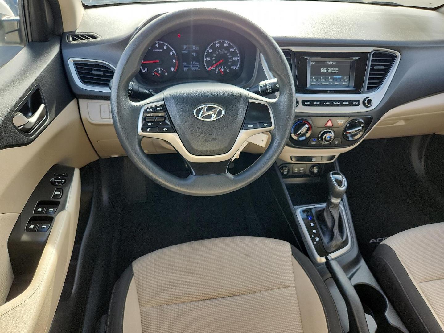 2020 WHITE /Tan Hyundai Accent SE (3KPC24A69LE) with an Smartstream 1.6L I-4 port/direct injection, DOHC, CVVT variable valve control, regular unleaded, engine with 120HP engine, located at 4110 Avenue Q, Lubbock, 79412, 33.556553, -101.855820 - 02/24/2026 KEY IN ENVELOPE GOD - Photo#8