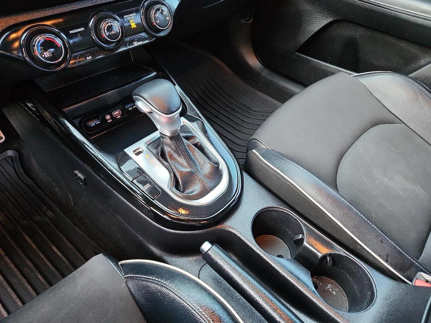 2020 Fire Orange - DRG /Black - WK Kia Forte GT-Line (3KPF34AD8LE) with an 2L I-4 DOHC, D-CVVT variable valve control, regular unleaded, engine with 147HP engine, located at 4110 Avenue Q, Lubbock, 79412, 33.556553, -101.855820 - Photo#11