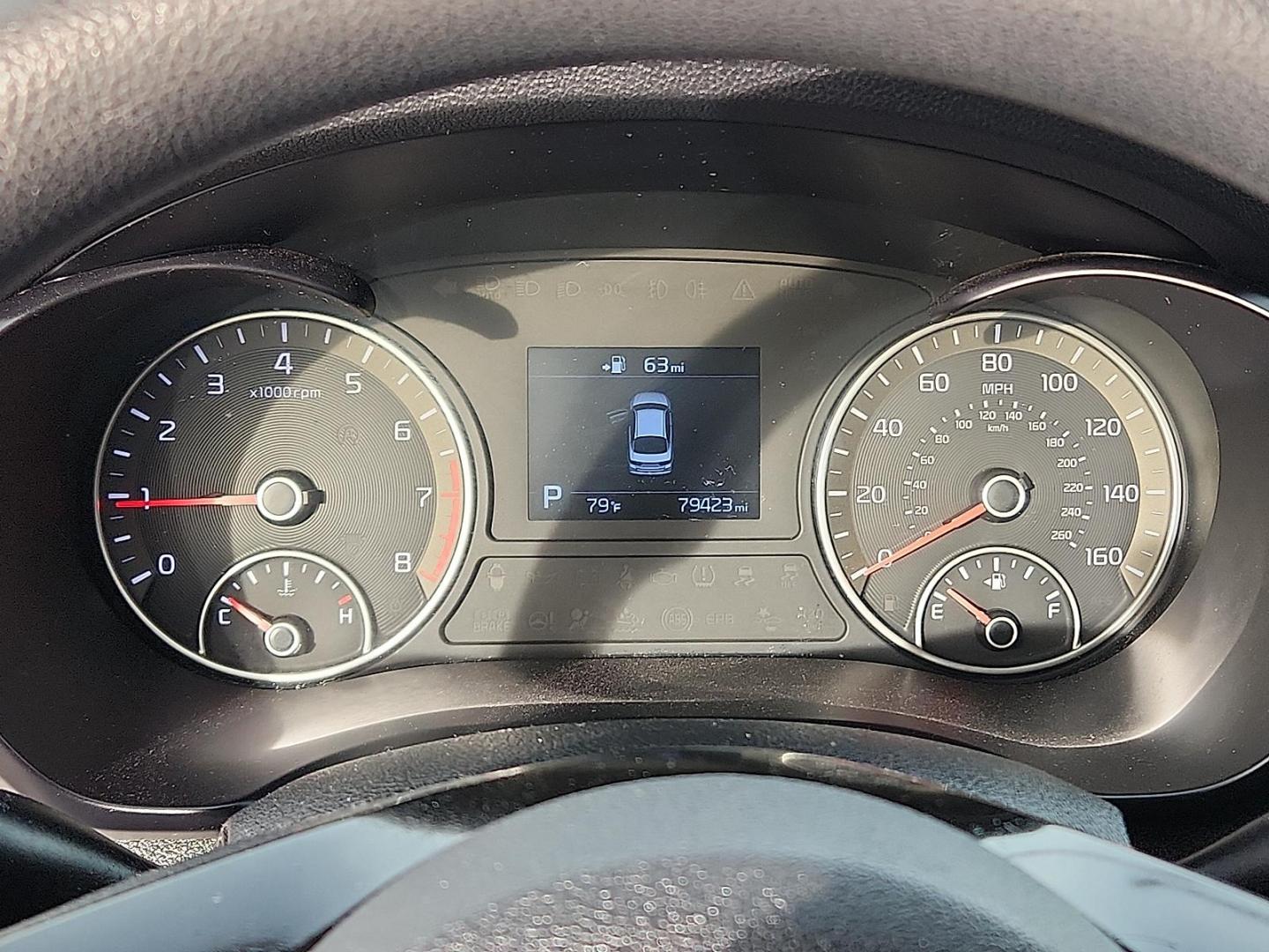 2019 WHITE Kia Optima LX (5XXGT4L32KG) with an Theta II 2.4L I-4 gasoline direct injection, DOHC, D-CVVT variable valve control, regular unleaded, engine with 185HP engine, located at 4110 Avenue Q, Lubbock, 79412, 33.556553, -101.855820 - 02/10/2026 KEY IN ENVELOPE GOD - Photo#9