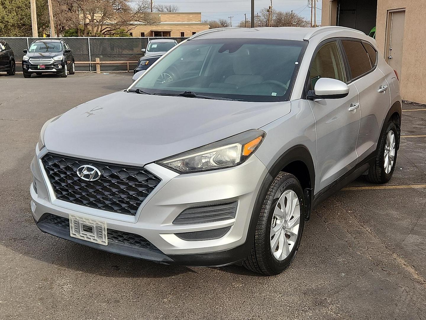 2020 SILVER Hyundai Tucson Value (KM8J3CA45LU) with an Nu 2L I-4 gasoline direct injection, DOHC, D-CVVT variable valve control, regular unleaded, engine with 161HP engine, located at 4110 Avenue Q, Lubbock, 79412, 33.556553, -101.855820 - 02/10/2026 KEY IN ENVELOPE GOD - Photo#3