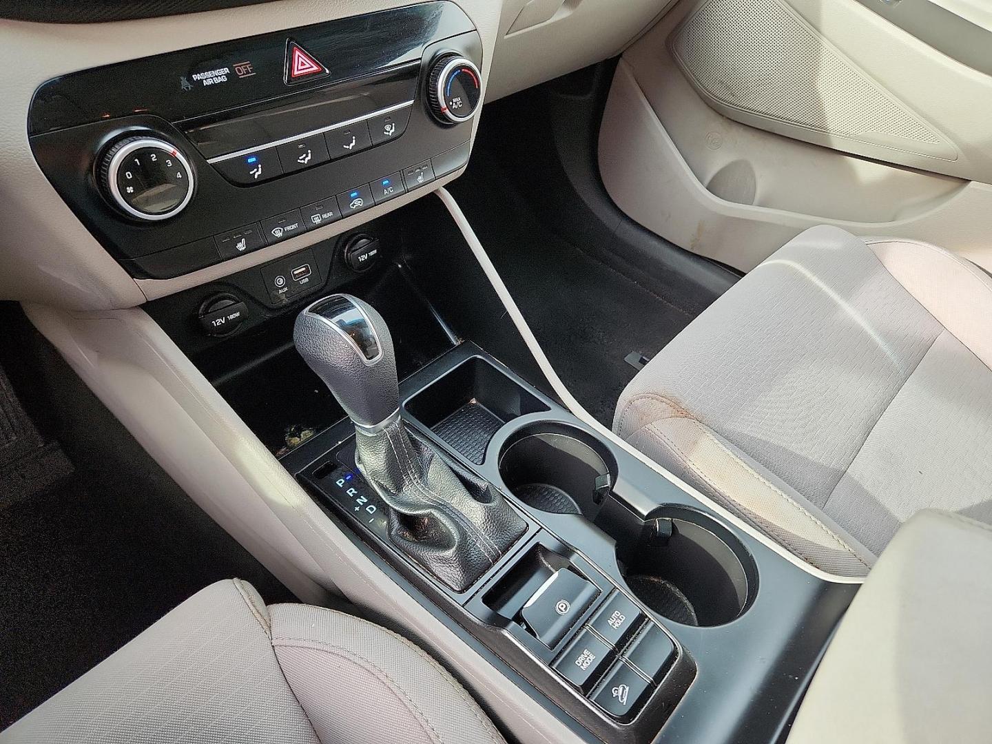 2020 SILVER Hyundai Tucson Value (KM8J3CA45LU) with an Nu 2L I-4 gasoline direct injection, DOHC, D-CVVT variable valve control, regular unleaded, engine with 161HP engine, located at 4110 Avenue Q, Lubbock, 79412, 33.556553, -101.855820 - 02/10/2026 KEY IN ENVELOPE GOD - Photo#11