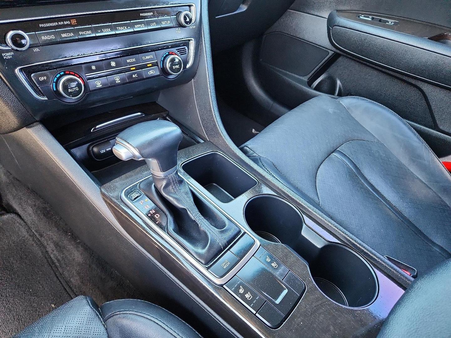 2018 BLACK Kia Optima EX (5XXGU4L39JG) with an Theta II 2.4L I-4 gasoline direct injection, DOHC, CVVT variable valve control, regular unleaded, engine with 185HP engine, located at 4110 Avenue Q, Lubbock, 79412, 33.556553, -101.855820 - 02/24/2026 KEY IN ENVELOPE GOD - Photo#11