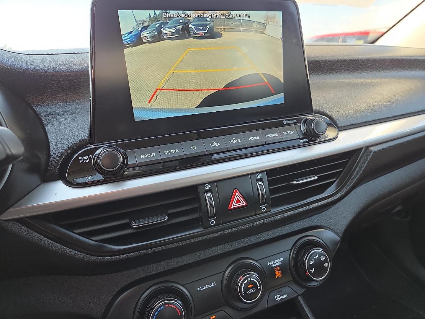 2021 Silky Silver - 4SS /Black - WK Kia Forte LXS (3KPF24AD6ME) with an 2L I-4 DOHC, D-CVVT variable valve control, regular unleaded, engine with 147HP engine, located at 4110 Avenue Q, Lubbock, 79412, 33.556553, -101.855820 - Photo#11