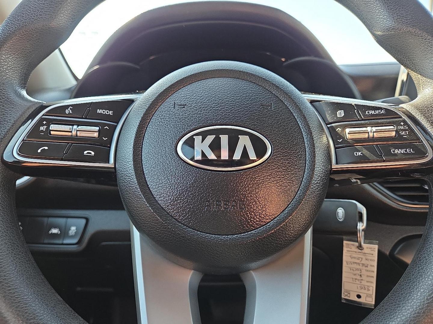 2021 Silky Silver - 4SS /Black - WK Kia Forte LXS (3KPF24AD6ME) with an 2L I-4 DOHC, D-CVVT variable valve control, regular unleaded, engine with 147HP engine, located at 4110 Avenue Q, Lubbock, 79412, 33.556553, -101.855820 - Photo#12