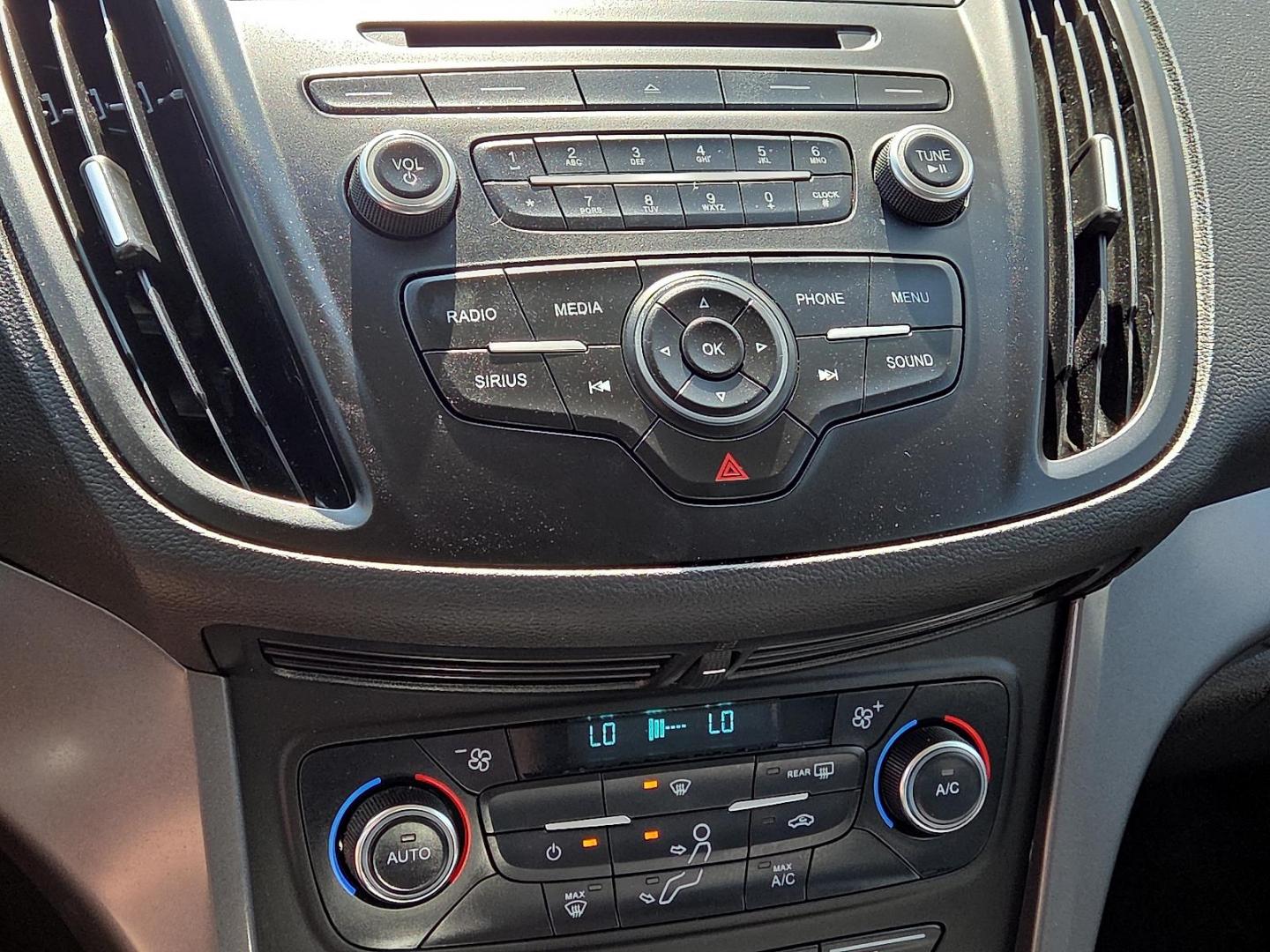 2017 Ingot Silver Metallic - UX /Charcoal Black - KB Ford Escape SE (1FMCU0GDXHU) with an EcoBoost 1.5L I-4 gasoline direct injection, DOHC, variable valve control, intercooled turbo, regular unleaded, engine with 179HP engine, located at 4110 Avenue Q, Lubbock, 79412, 33.556553, -101.855820 - Photo#11