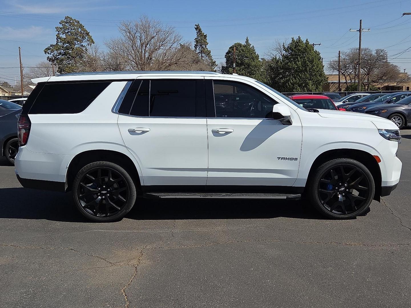 2021 Summit White - GAZ /Jet Black - H0U Chevrolet Tahoe 2WD LS (1GNSCMKD1MR) with an Remote Start engine, located at 4110 Avenue Q, Lubbock, 79412, 33.556553, -101.855820 - 02/14/2026 KEY IN ENVELOPE GOD - Photo#1