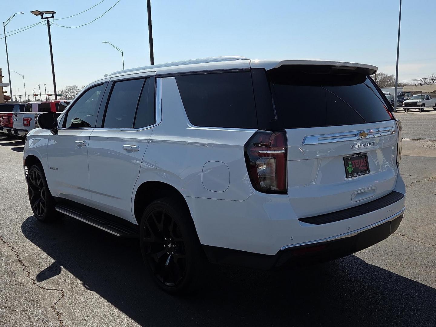 2021 Summit White - GAZ /Jet Black - H0U Chevrolet Tahoe 2WD LS (1GNSCMKD1MR) with an Remote Start engine, located at 4110 Avenue Q, Lubbock, 79412, 33.556553, -101.855820 - 02/14/2026 KEY IN ENVELOPE GOD - Photo#3