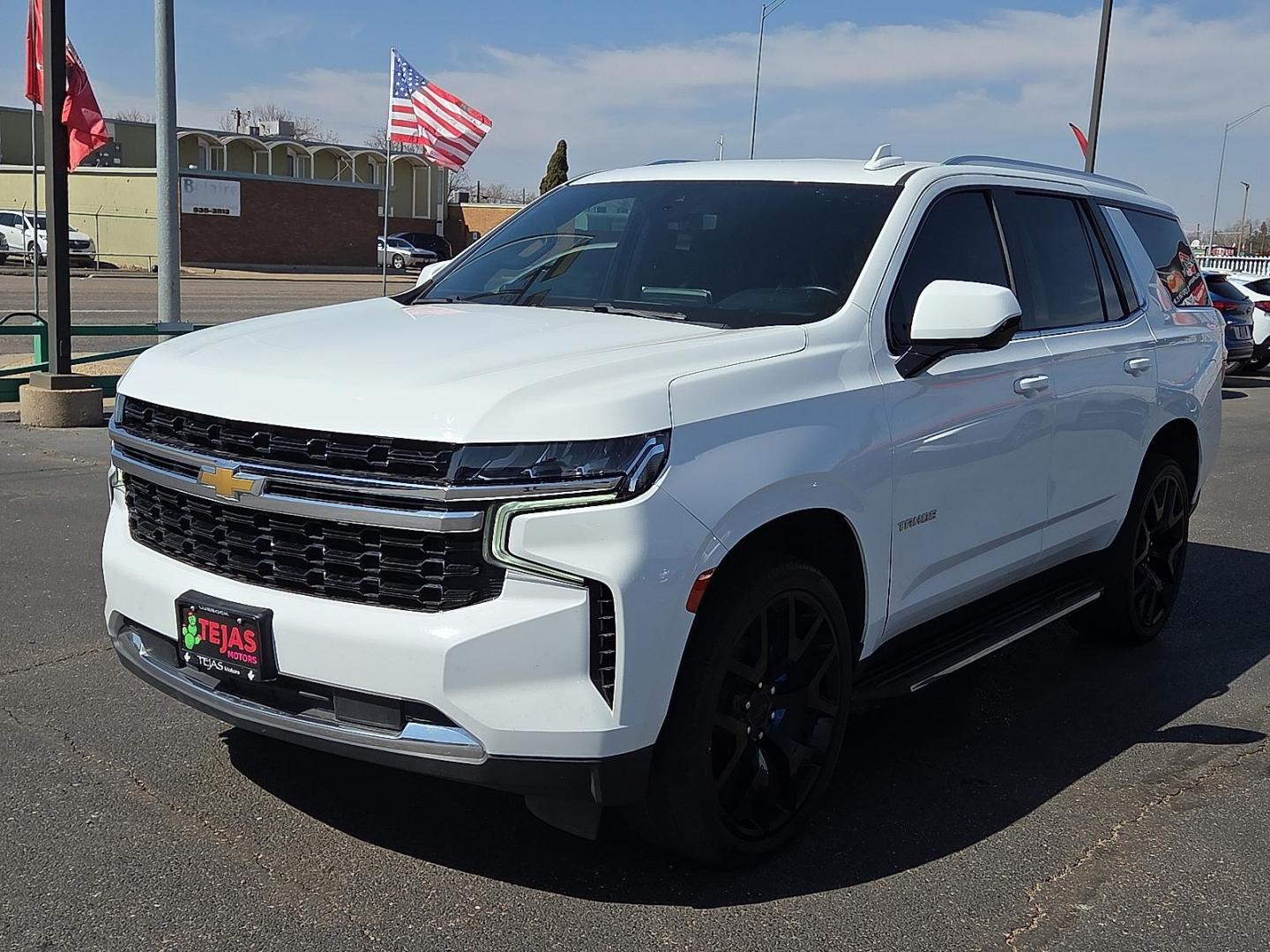 2021 Summit White - GAZ /Jet Black - H0U Chevrolet Tahoe 2WD LS (1GNSCMKD1MR) with an Remote Start engine, located at 4110 Avenue Q, Lubbock, 79412, 33.556553, -101.855820 - 02/14/2026 KEY IN ENVELOPE GOD - Photo#4