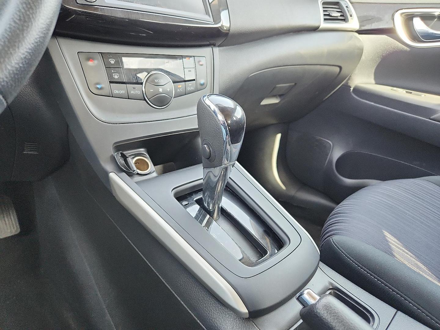 2019 BLUE /Charcoal - G Nissan Sentra SV (3N1AB7AP0KY) with an 1.8L I-4 DOHC, variable valve control, regular unleaded, engine with 124HP engine, located at 4110 Avenue Q, Lubbock, 79412, 33.556553, -101.855820 - 02/24/2026 KEY IN ENVELOPE GOD - Photo#11