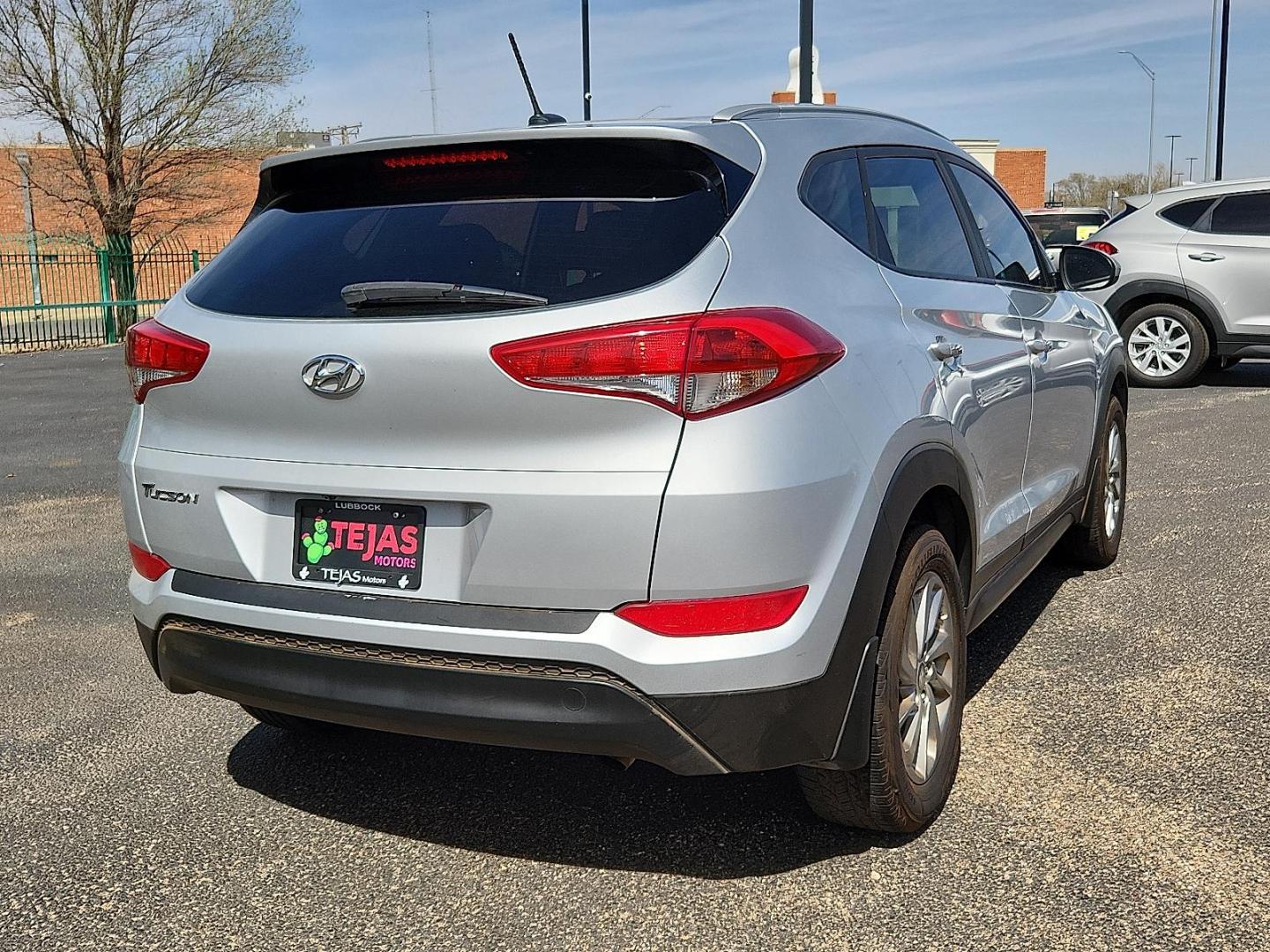 2016 SILVER /Gray - TGG Hyundai Tucson SE (KM8J33A46GU) with an Nu 2L I-4 gasoline direct injection, DOHC, variable valve control, regular unleaded, engine with 164HP engine, located at 4110 Avenue Q, Lubbock, 79412, 33.556553, -101.855820 - 02/24/2026 KEY IN ENVELOPE GOD - Photo#2