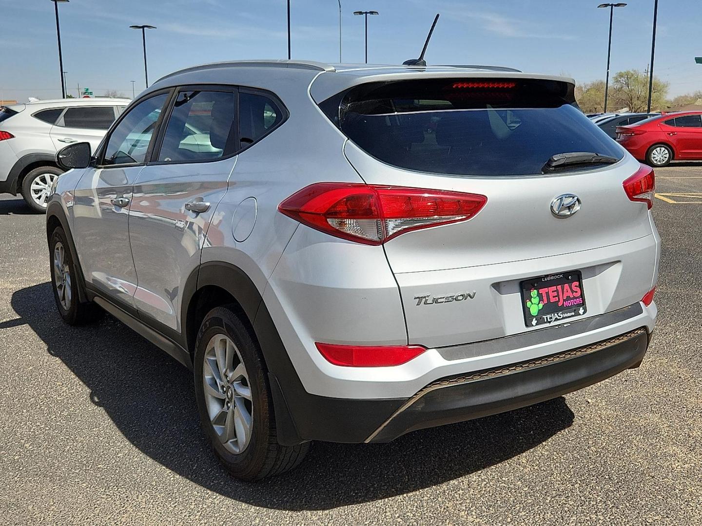 2016 SILVER /Gray - TGG Hyundai Tucson SE (KM8J33A46GU) with an Nu 2L I-4 gasoline direct injection, DOHC, variable valve control, regular unleaded, engine with 164HP engine, located at 4110 Avenue Q, Lubbock, 79412, 33.556553, -101.855820 - 02/24/2026 KEY IN ENVELOPE GOD - Photo#3