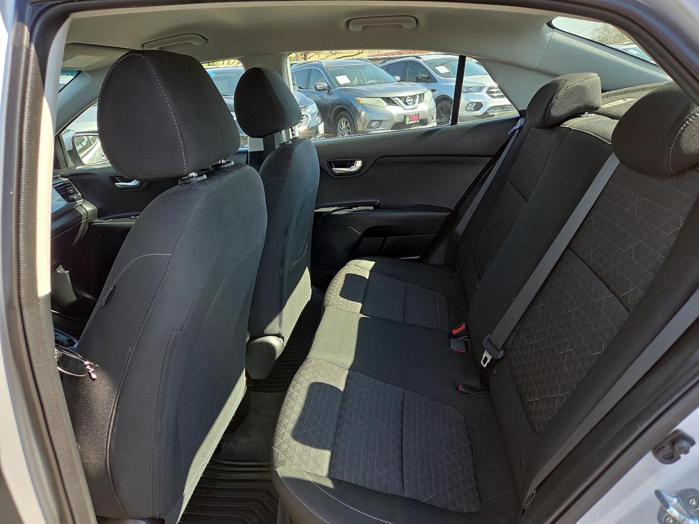 2022 Silky Silver - 4SS /Black - WK Kia Rio S (3KPA24ADXNE) with an Gamma-II 1.6L I-4 DOHC, variable valve control, regular unleaded, engine with 120HP engine, located at 4110 Avenue Q, Lubbock, 79412, 33.556553, -101.855820 - Photo#7