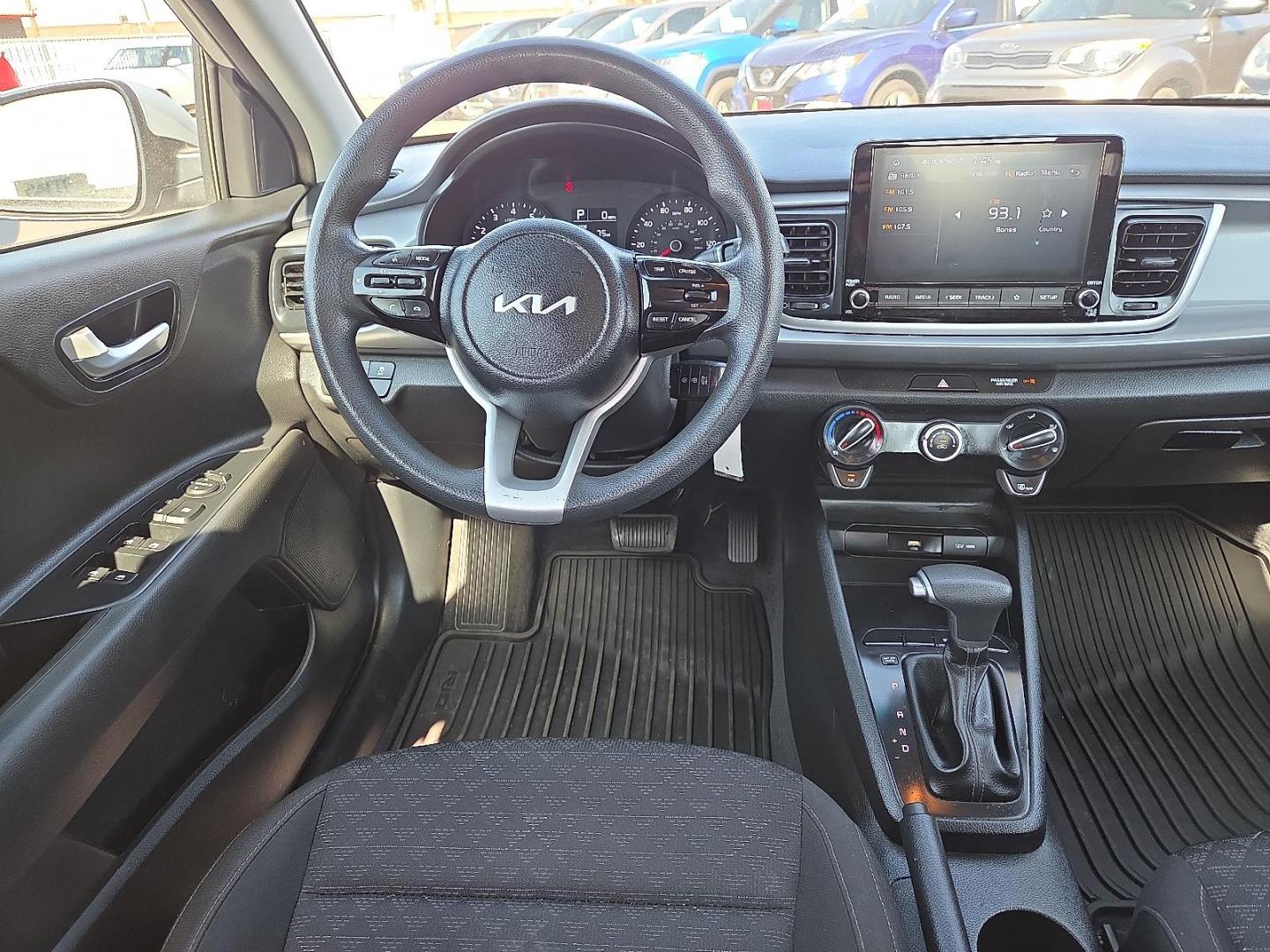 2022 Silky Silver - 4SS /Black - WK Kia Rio S (3KPA24ADXNE) with an Gamma-II 1.6L I-4 DOHC, variable valve control, regular unleaded, engine with 120HP engine, located at 4110 Avenue Q, Lubbock, 79412, 33.556553, -101.855820 - Photo#8