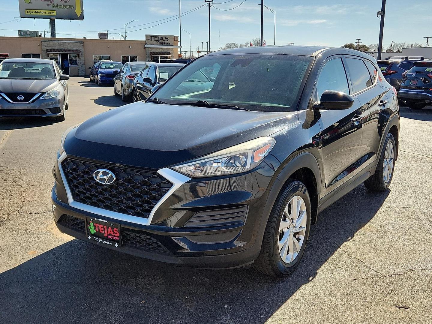 2020 BLACK Hyundai Tucson SE (KM8J23A48LU) with an Nu 2L I-4 gasoline direct injection, DOHC, D-CVVT variable valve control, regular unleaded, engine with 161HP engine, located at 4110 Avenue Q, Lubbock, 79412, 33.556553, -101.855820 - Photo#3