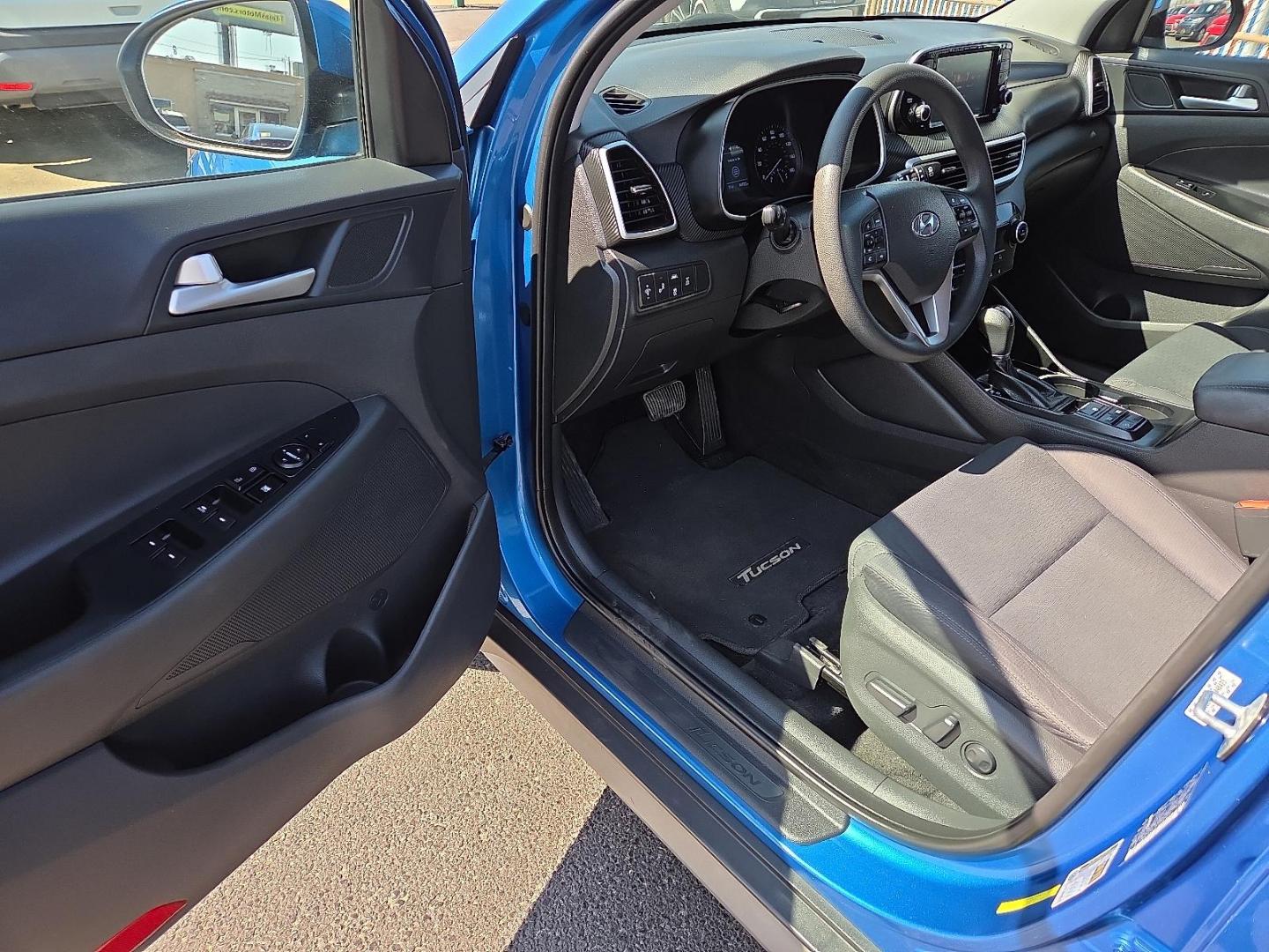 2019 Aqua Blue - R2U /Black - TRY Hyundai Tucson SEL (KM8J3CALXKU) with an Theta 2.4L I-4 gasoline direct injection, DOHC, CVVT variable valve control, regular unleaded, engine with 181HP engine, located at 4110 Avenue Q, Lubbock, 79412, 33.556553, -101.855820 - 03/04/2026 KEY IN ENVELOPE GOD - Photo#9