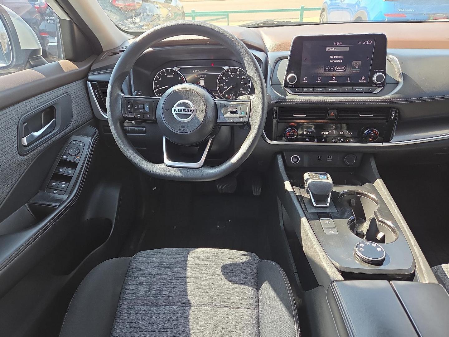 2021 Pearl White Tricoat - QAB /Charcoal - G Nissan Rogue SV Intelligent AWD (5N1AT3BB3MC) with an 2.5L I-4 gasoline direct injection, DOHC, variable valve control, regular unleaded, engine with 181HP engine, located at 4110 Avenue Q, Lubbock, 79412, 33.556553, -101.855820 - 03/04/2026 KEY IN ENVELOPE GOD - Photo#9