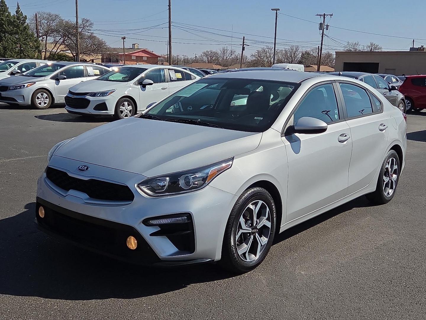 2021 Silky Silver - 4SS /Black - WK Kia Forte LXS (3KPF24AD8ME) with an 2L I-4 DOHC, D-CVVT variable valve control, regular unleaded, engine with 147HP engine, located at 4110 Avenue Q, Lubbock, 79412, 33.556553, -101.855820 - 03/04/2024 KEY IN ENVELOPE GOD - Photo#4