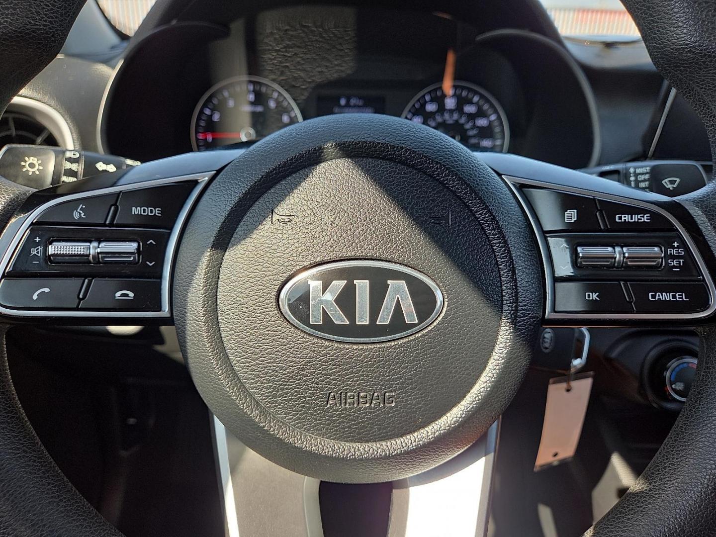 2021 Silky Silver - 4SS /Black - WK Kia Forte LXS (3KPF24AD8ME) with an 2L I-4 DOHC, D-CVVT variable valve control, regular unleaded, engine with 147HP engine, located at 4110 Avenue Q, Lubbock, 79412, 33.556553, -101.855820 - 03/04/2024 KEY IN ENVELOPE GOD - Photo#12