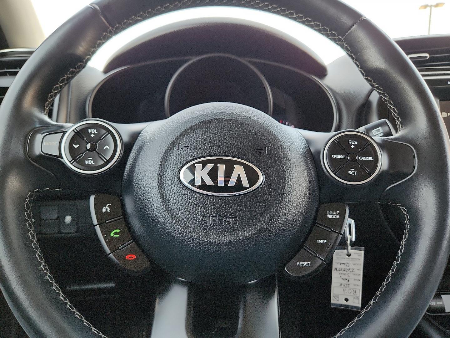 2018 Mysterious Blue - AAP /Black - EQ Kia Soul + (KNDJP3A59J7) with an 2L I-4 gasoline direct injection, DOHC, D-CVVT variable valve control, regular unleaded, engine with 161HP engine, located at 4110 Avenue Q, Lubbock, 79412, 33.556553, -101.855820- Photo#10