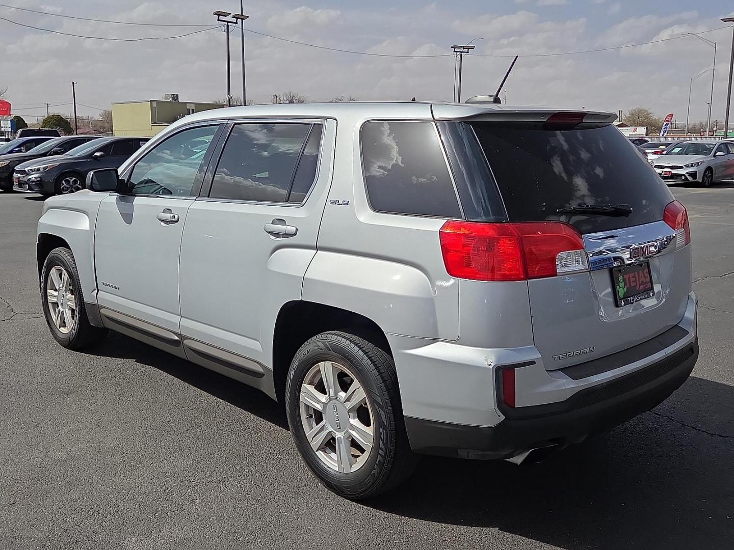 2016 Quicksilver Metallic - GAN /Light Titanium - AFB GMC Terrain SLE-1 (2GKALMEK2G6) with an ECOTEC 2.4L I-4 gasoline direct injection, DOHC, VVT variable valve control, regular unleaded, engine with 182HP engine, located at 4110 Avenue Q, Lubbock, 79412, 33.556553, -101.855820 - 03/07/2026 KEY IN ENVELOPE GOD - Photo#3